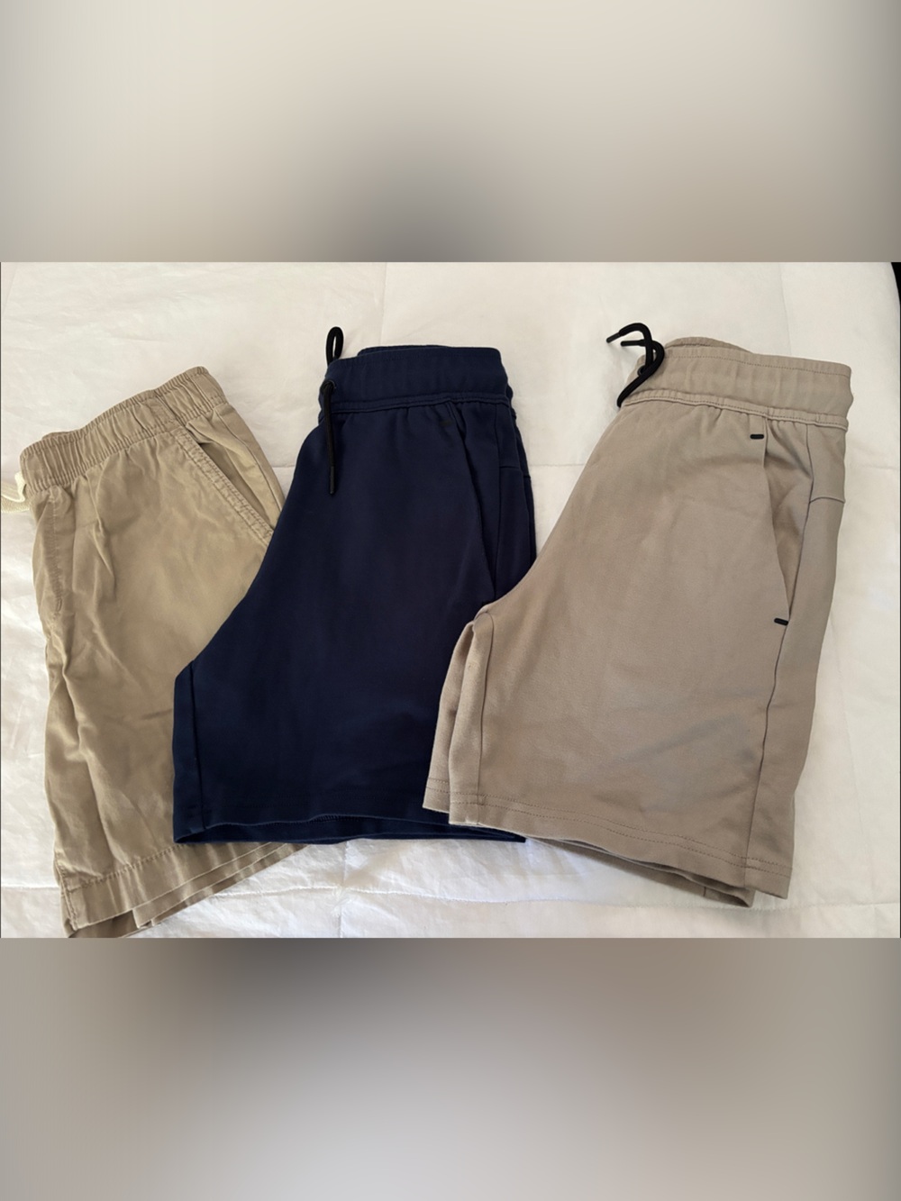 Set of 3 Casual Shorts in Navy and Khaki